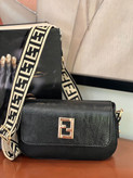 کیف دخترانهFENDI بند پهن
